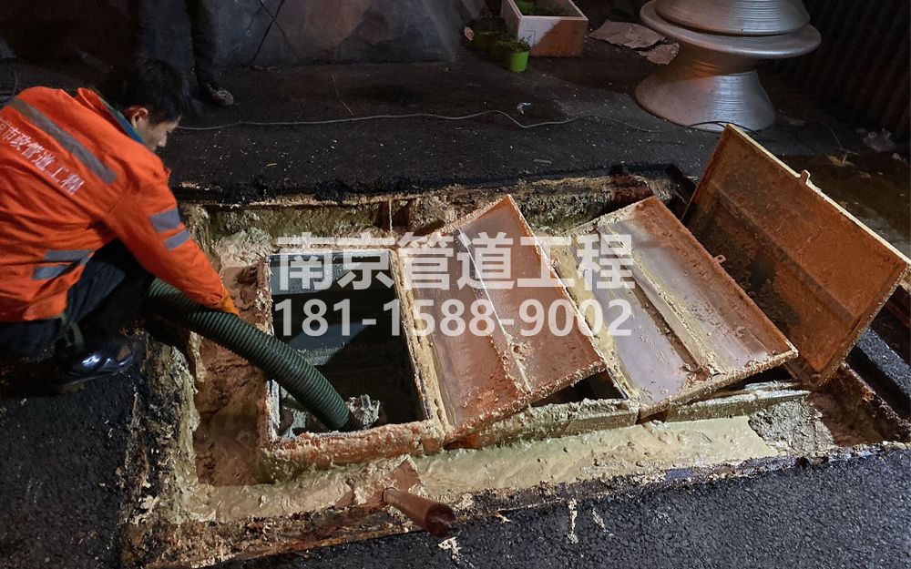 靖安家园饭店隔油池清理