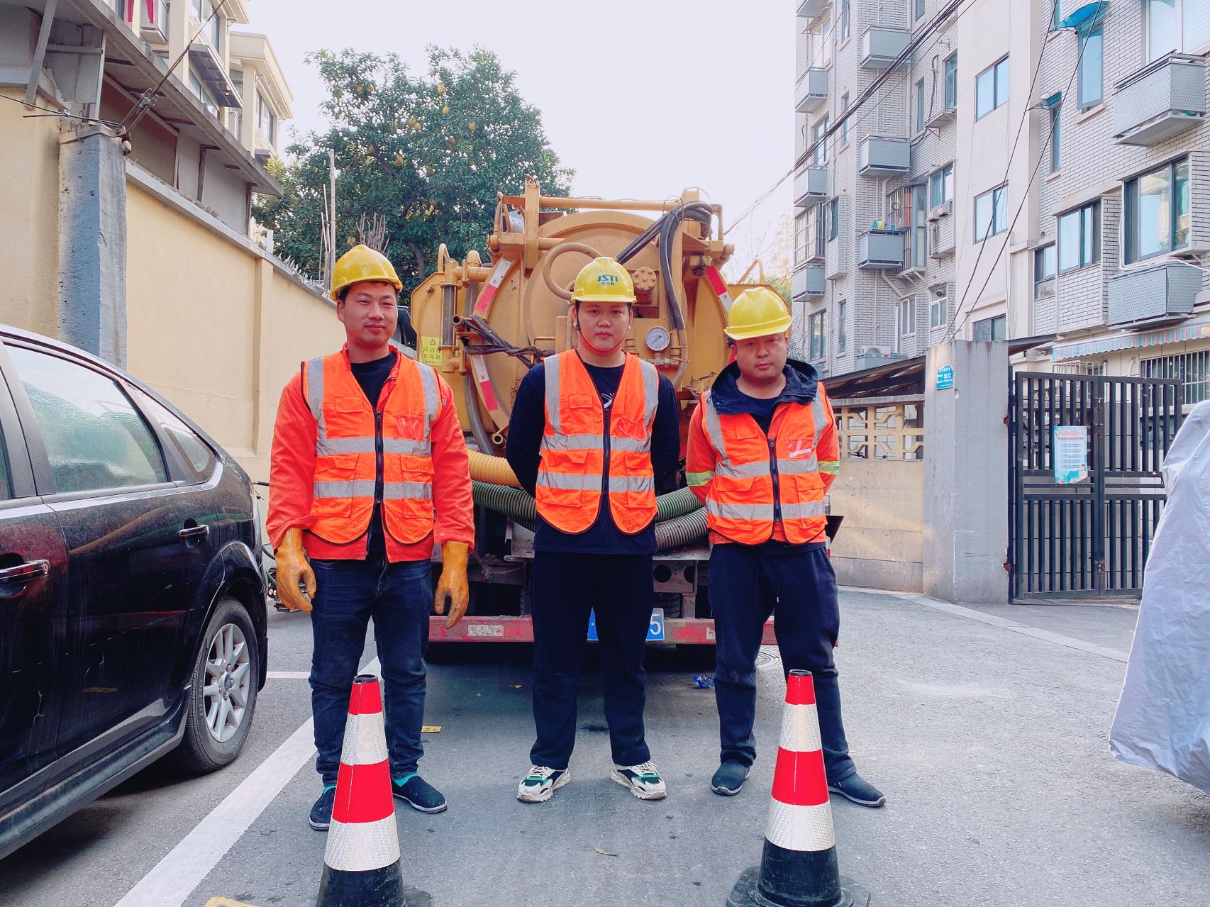 靖安家园南京某小区管道清淤检测施工